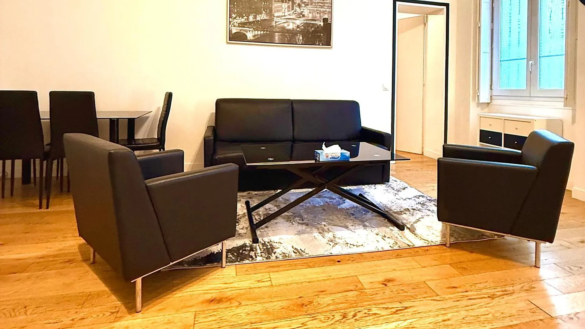 Apartment Family Champs Elysees Appartement Paris France